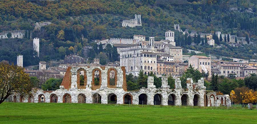 Teatro romano di Gubbio Teatro romano di Gubbio